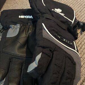 Kids' Black and Gray Winter Gloves